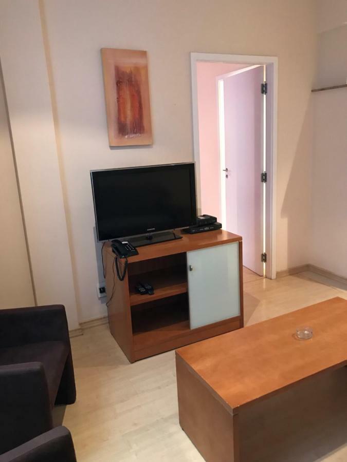 Copacabana Beachfront Suite: Cozy 45m² Apartment with Services Rio de Janeiro Exterior photo